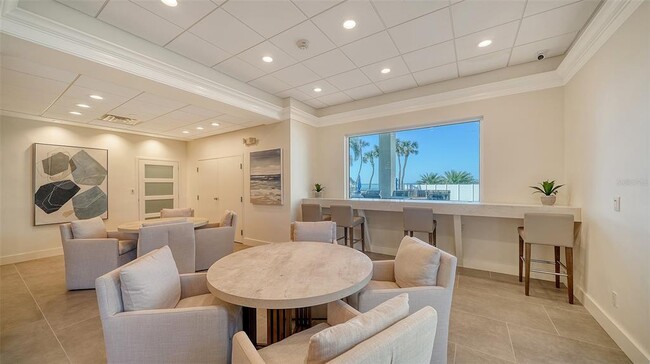 Building Photo - 4822 Ocean Blvd