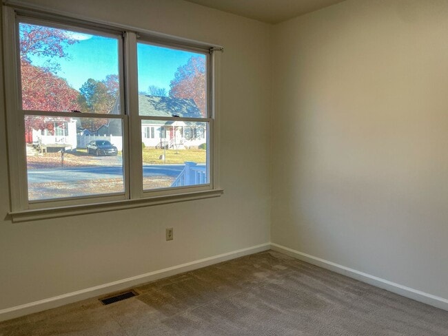 Building Photo - 15928 Sandwave Rd