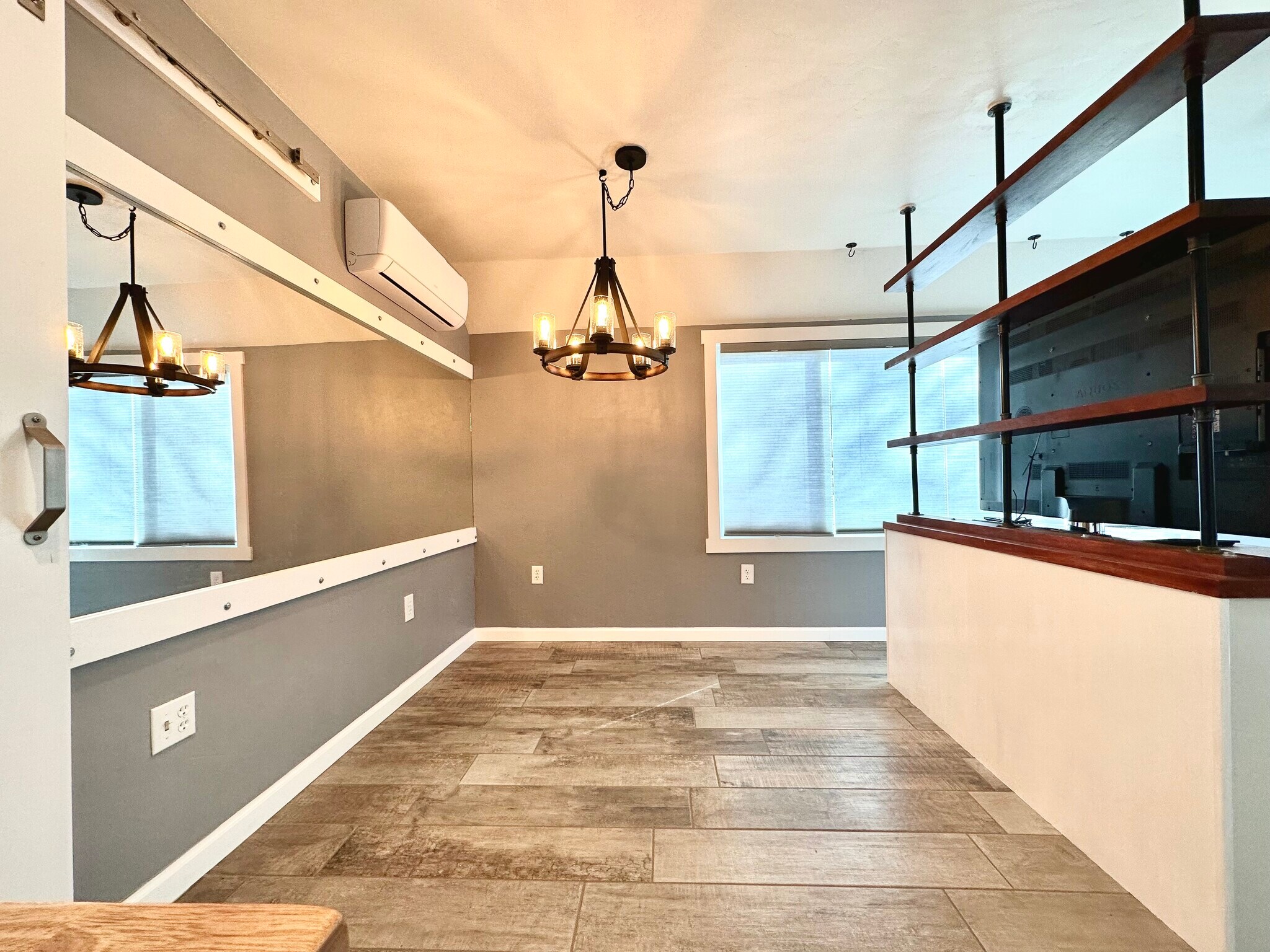 Building Photo - 38374 Rainbow Heights Pl