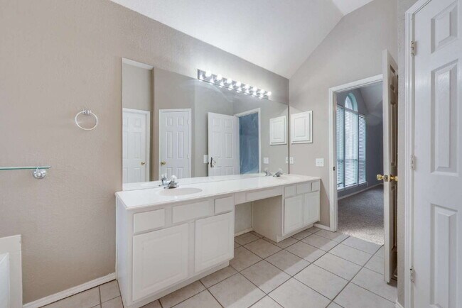 Building Photo - Attractive 3 Bedroom, 2 Bath Home in Stonebridge Ranch!