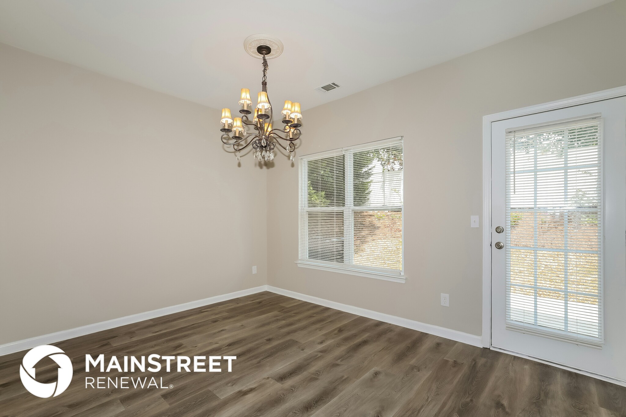 Building Photo - 4830 Tangerine Cir