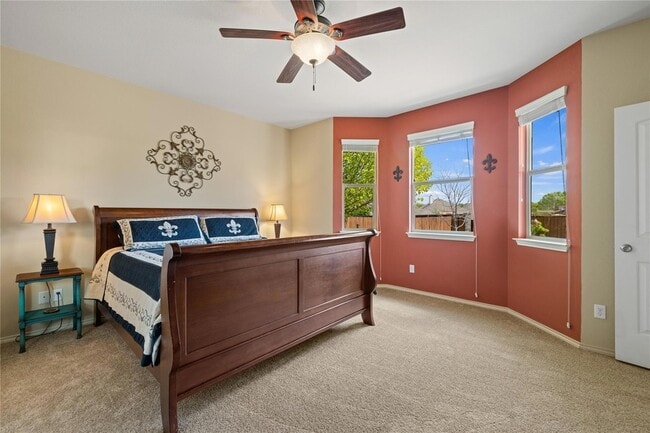 Building Photo - 304 Quarry Ln