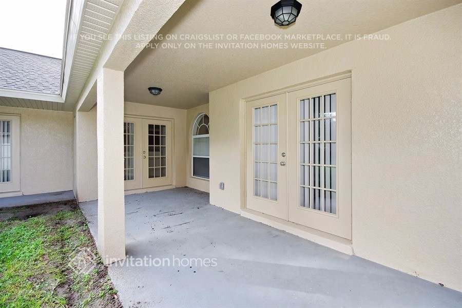 Building Photo - 1571 Parkglen Cir