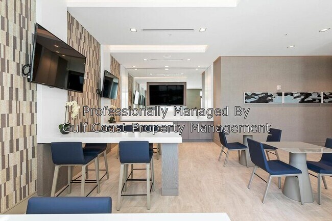 Building Photo - 111 S Pineapple Ave