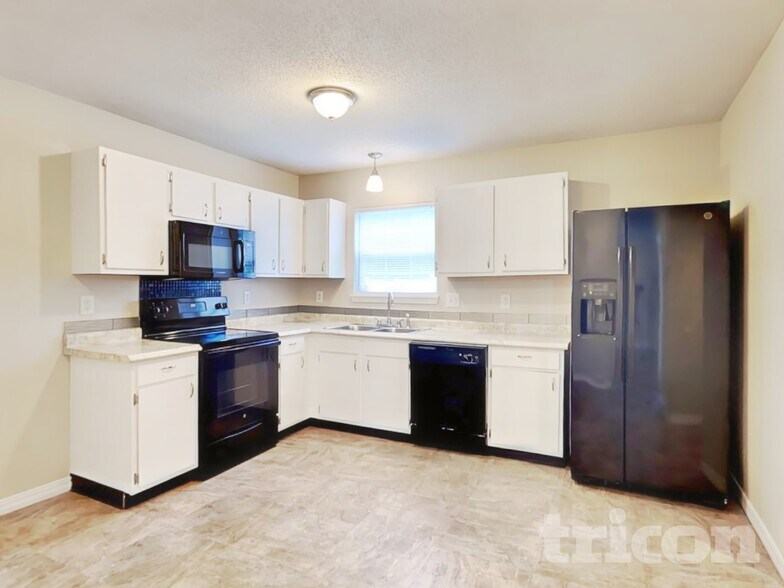 Building Photo - 10655 Sterling Apple Dr