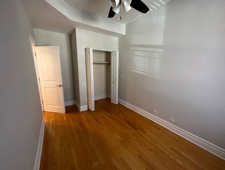 Bedroom Closet - 3917 W Altgeld St