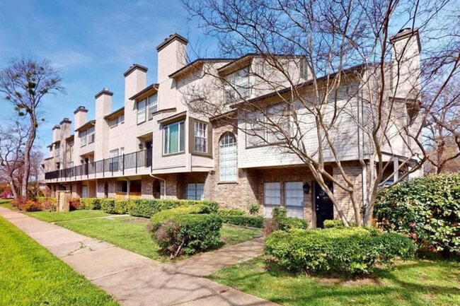Building Photo - Ashton Square