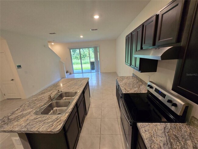 Building Photo - 1261 Yellow Finch Dr