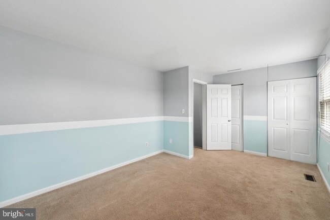 Building Photo - 16250 Taconic Cir