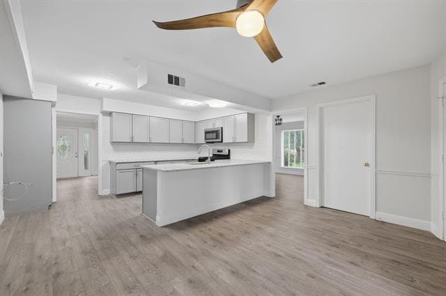 Building Photo - 6908 Heatherknoll Dr