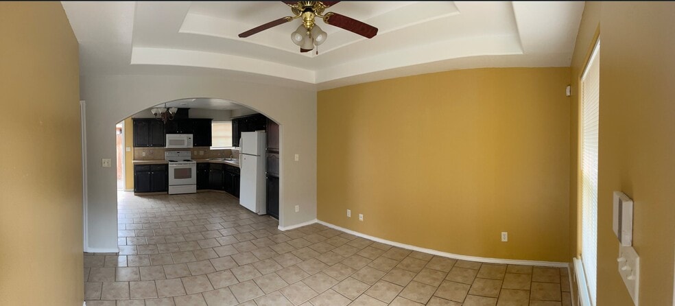 Building Photo - 1804 Agua Fina Ave