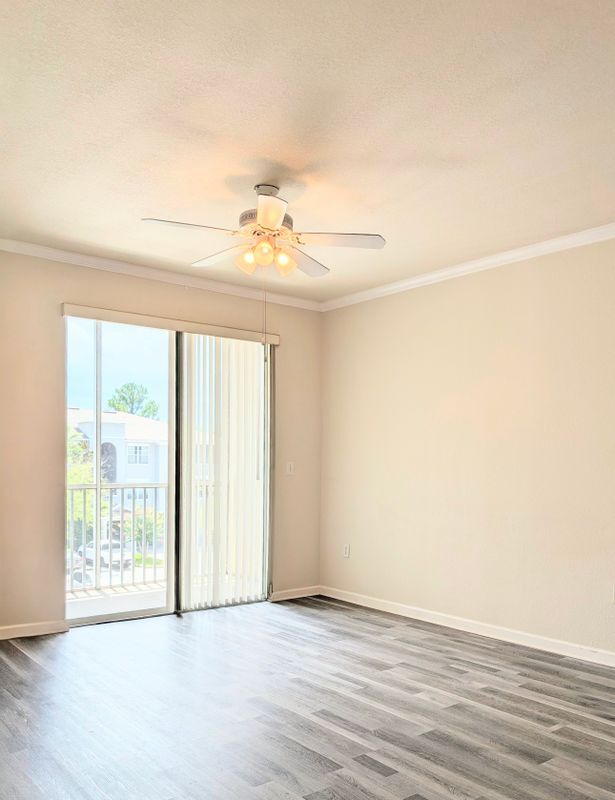 Building Photo - 415 S Villa San Marco Dr
