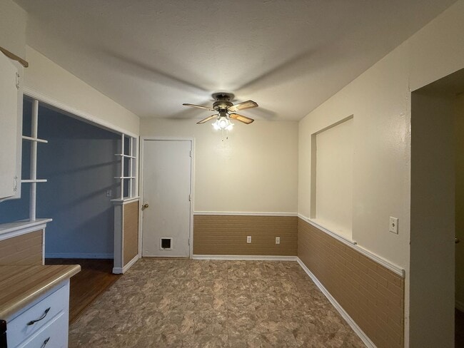 Building Photo - Reduced Rent! Available Now! ***SPECIAL 50% OFF 1ST FULL MONTH'S RENT***    Charming 4 bedroom ho...