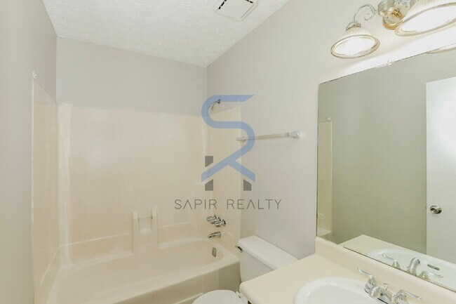 Building Photo - Peaceful 2BR Gem in a Quiet South Atlanta Neighborhood