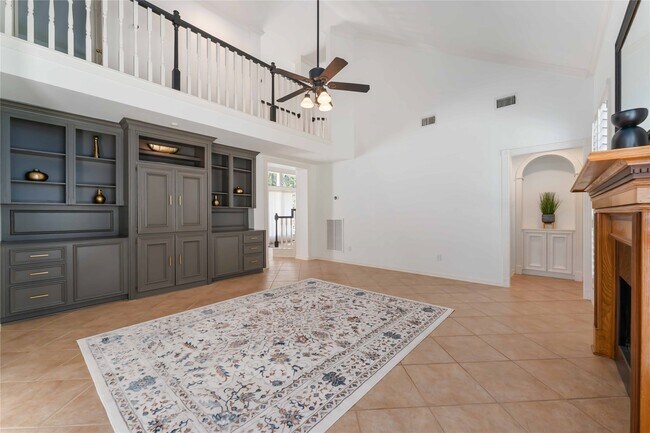 Building Photo - 5614 Whisper Ridge Dr