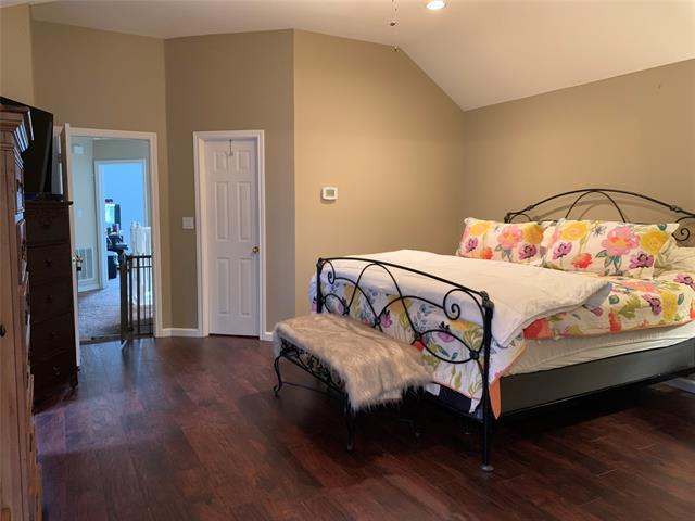 Building Photo - 5920 Rosebud Dr