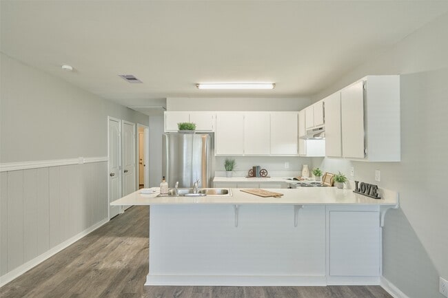 Building Photo - 26 Harbour Row Dr