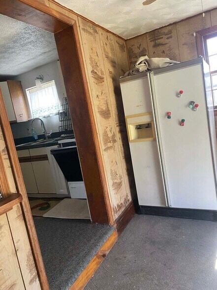 Building Photo - 5422 Ruby Dr