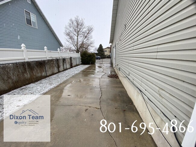 Building Photo - 4723 S 3700 W