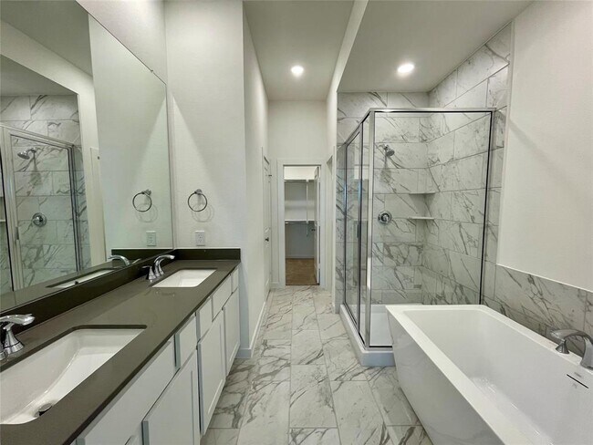 Building Photo - 16518 Amber Patina Ln