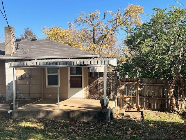 Building Photo - 1135 Harwood Rd