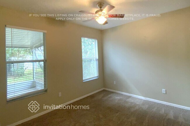 Building Photo - 15612 Starling Water Dr