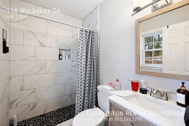 Building Photo - 118 Mulberry Dr
