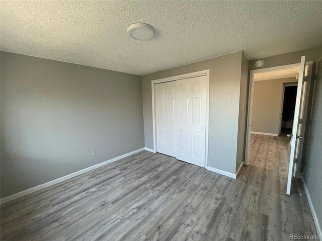 Building Photo - 1720 Chester St