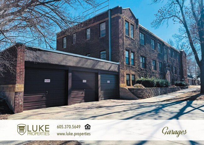 Building Photo - 1216 S Center Ave