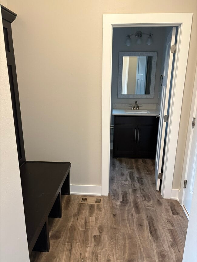 Building Photo - 16314 Springbrook Trl