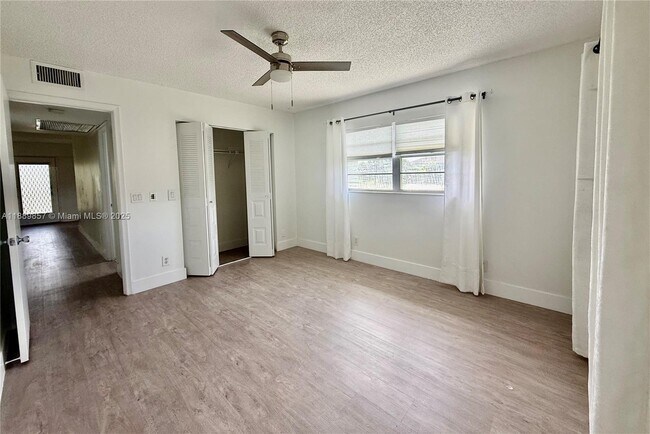 Building Photo - 150 SW 134th Way