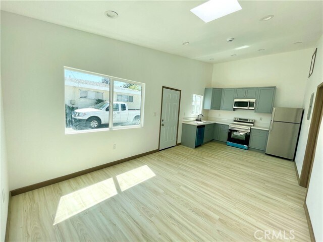 Building Photo - 751 Baylor Ave