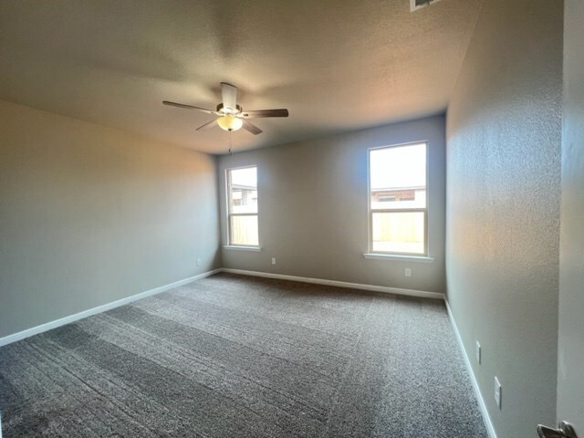 Building Photo - 13 Los Campos Dr