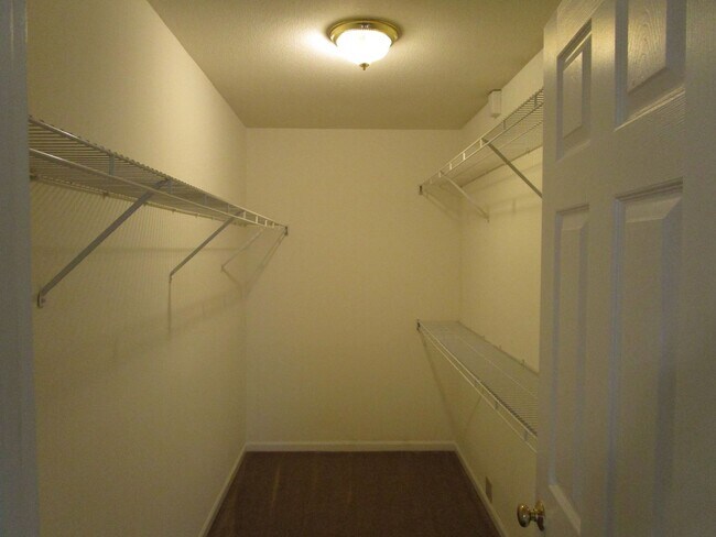 Building Photo - 3538-3540-3540 Prescott Dr