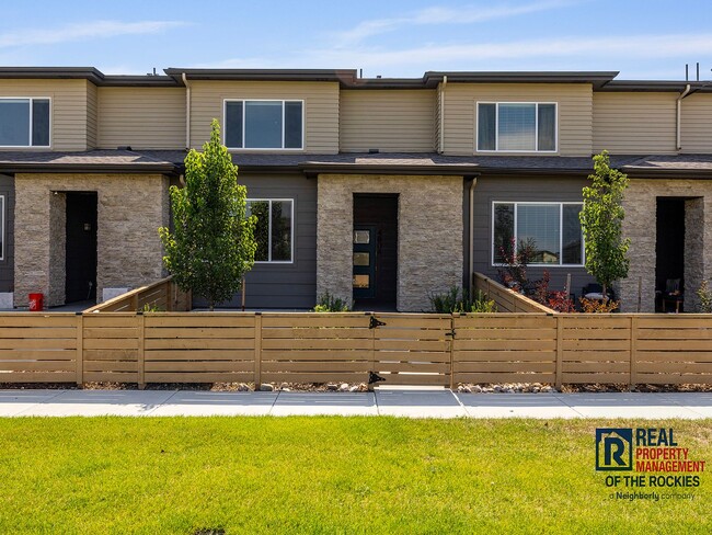 Building Photo - Stunning 3 Bed 2.5 Bath Home in Timnath, CO!