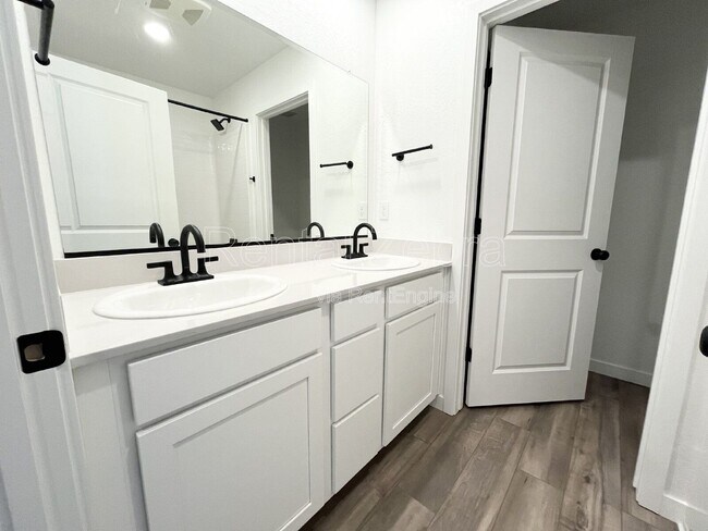 Building Photo - 4626 Sami Jo Dr