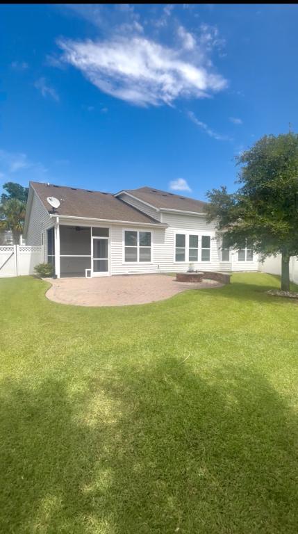Building Photo - 425 Tiburon Dr