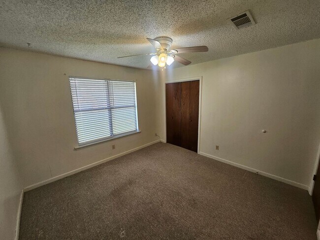 Building Photo - 109 Franklin St