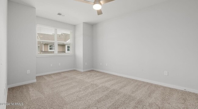 Building Photo - 8067 Purchase Ne Pl