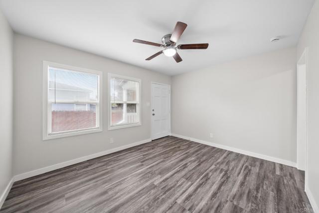 Building Photo - 1918 Skyline Dr