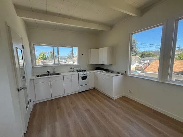 Building Photo - 121 Marnell Ave
