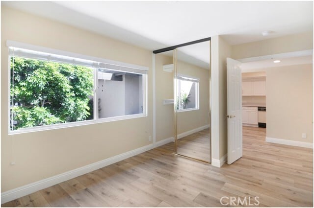 Building Photo - 55 Oak Tree Ln