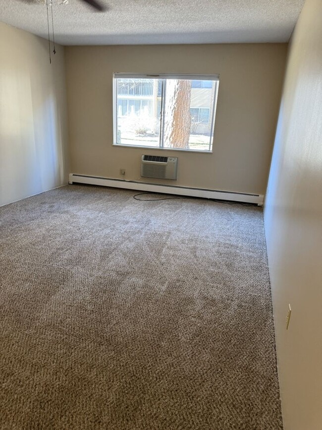 Building Photo - 13500_CORNELL