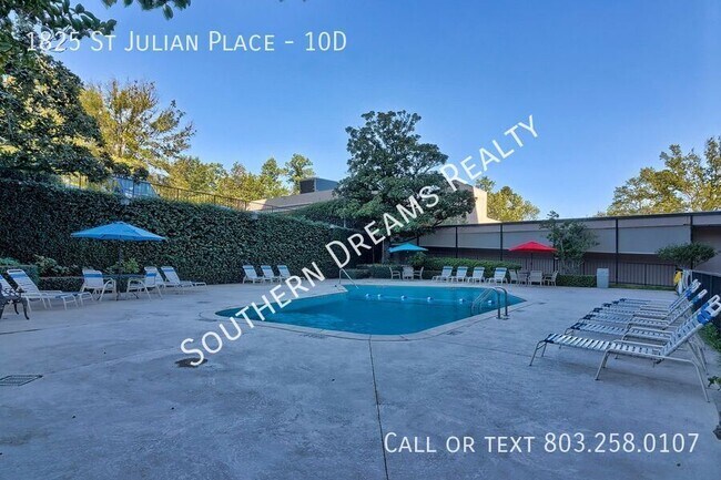 Building Photo - 1825 St Julian Pl