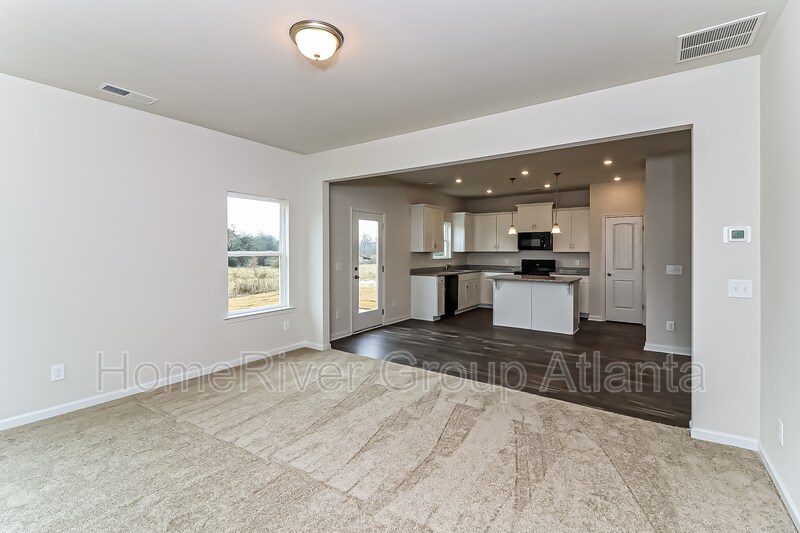 Building Photo - 21 Thacker Trl