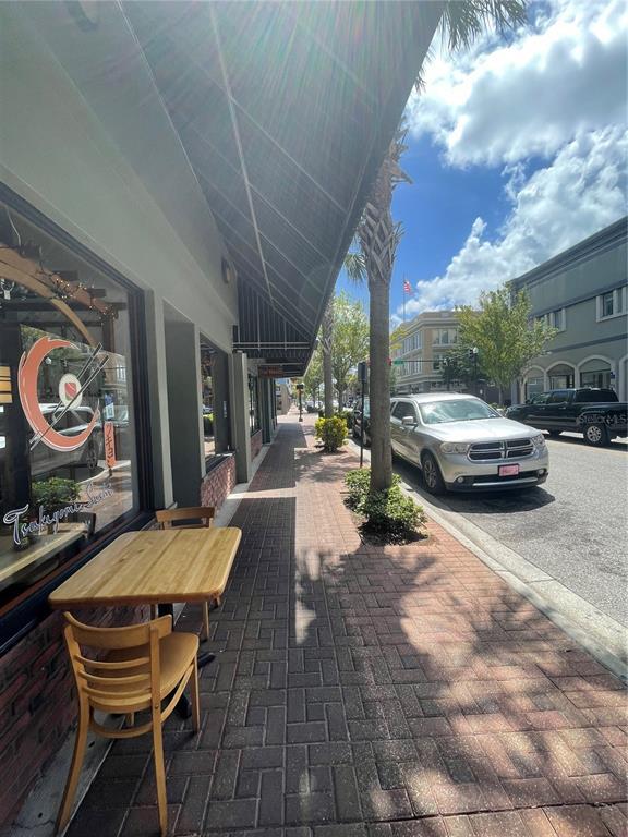 Building Photo - 2000 15th Ct NW