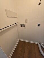 Building Photo - 941 Wittenberg Dr