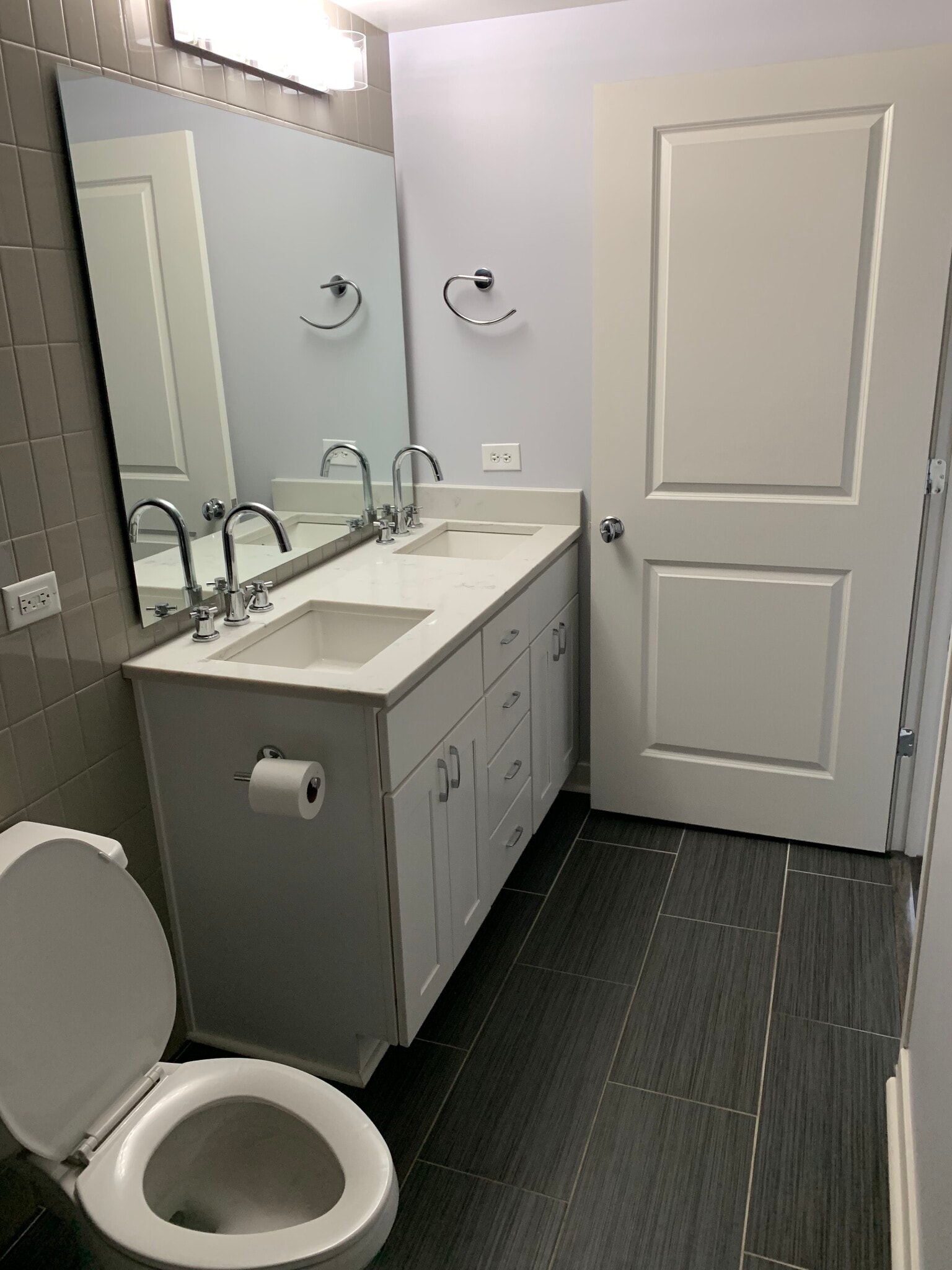 Primary Bathroom - 50 E 16th St