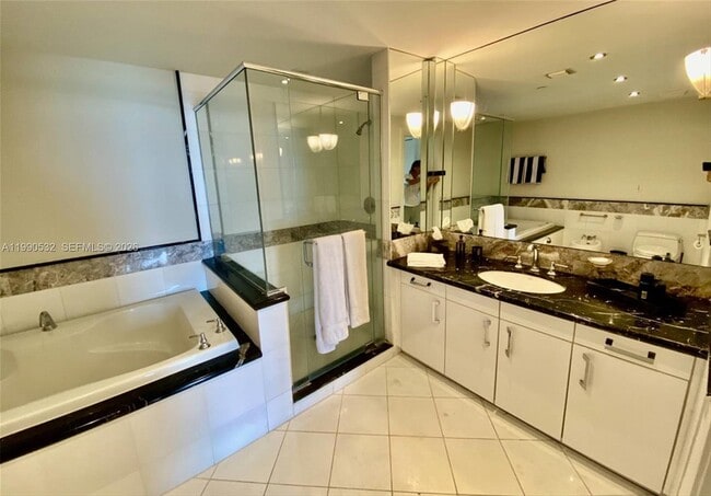 Building Photo - 540 West Ave