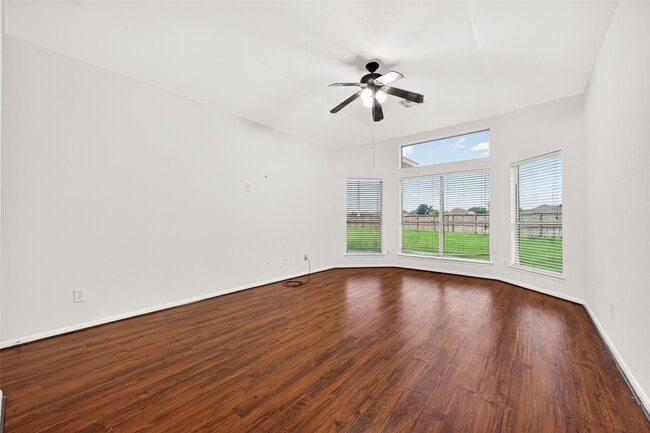Building Photo - 22303 Naple Hollow Ln
